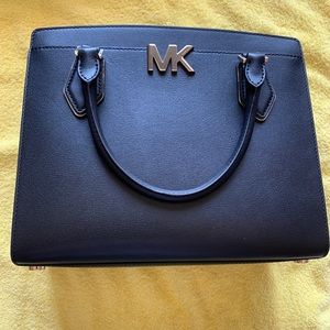 Michael kors black purse